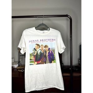 Jonas Brother's Touring Shirt 2019 Gildan Happeniess Begins Tour size small
